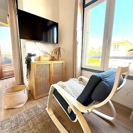 Bord De Equipe 4 Personnes ,1 Lit Double Et 1 Lit Superpose, Acces Direct Plage, Climatisation, Parking Prive Gratuit * Palavas-les-Flots
