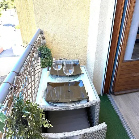 Bord De Equipe 4 Personnes ,1 Lit Double Et 1 Lit Superpose, Acces Direct Plage, Climatisation, Parking Prive Gratuit Apartman Palavas-les-Flots