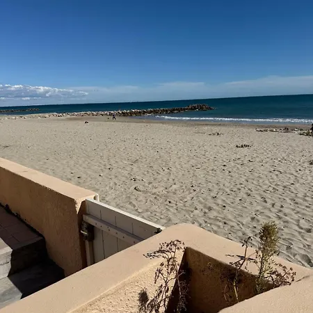 Apartmán Bord De Equipe 4 Personnes ,1 Lit Double Et 1 Lit Superpose, Acces Direct Plage, Climatisation, Parking Prive Gratuit *